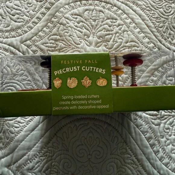 Williams Sonoma Pie Crust Cutters